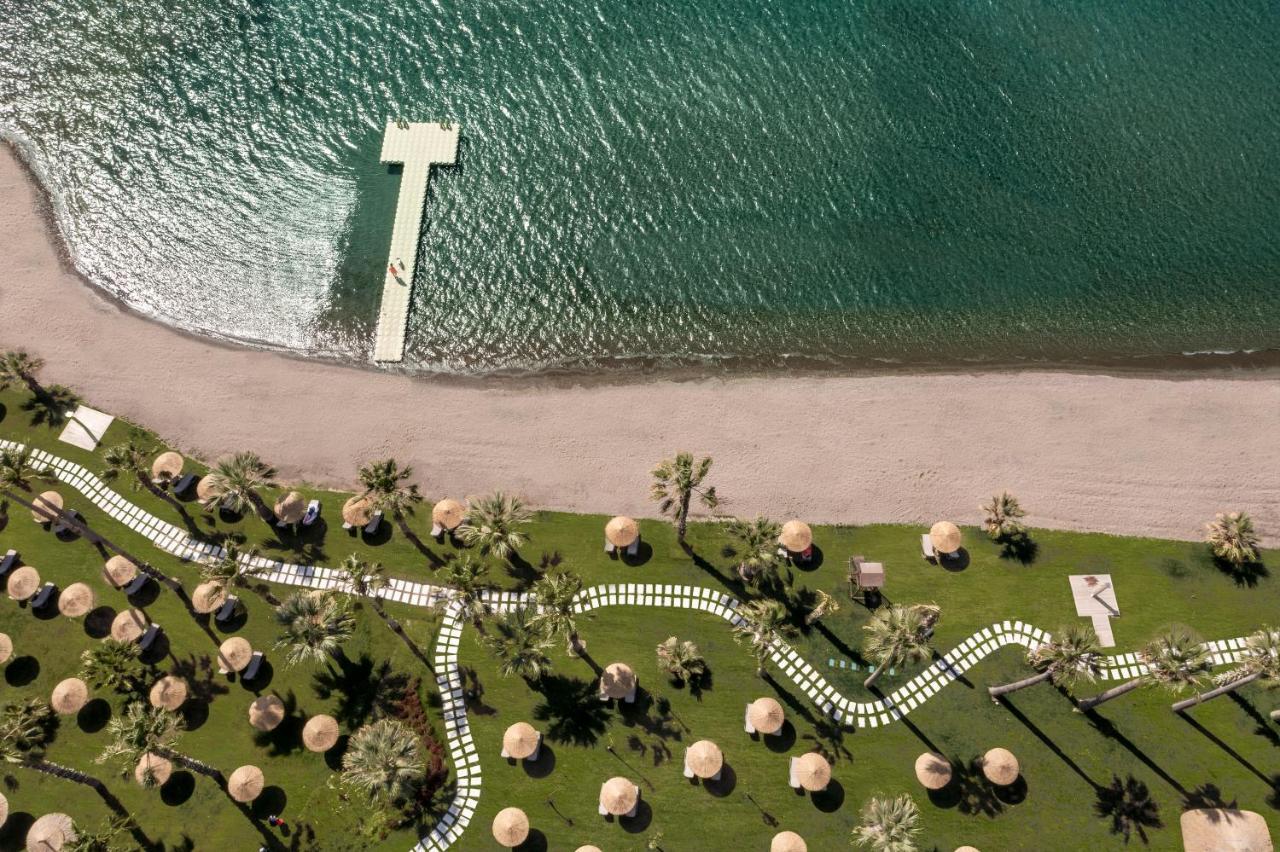 Radisson Collection Hotel, Bodrum Akyarlar Bagian luar foto Aerial view of the beach